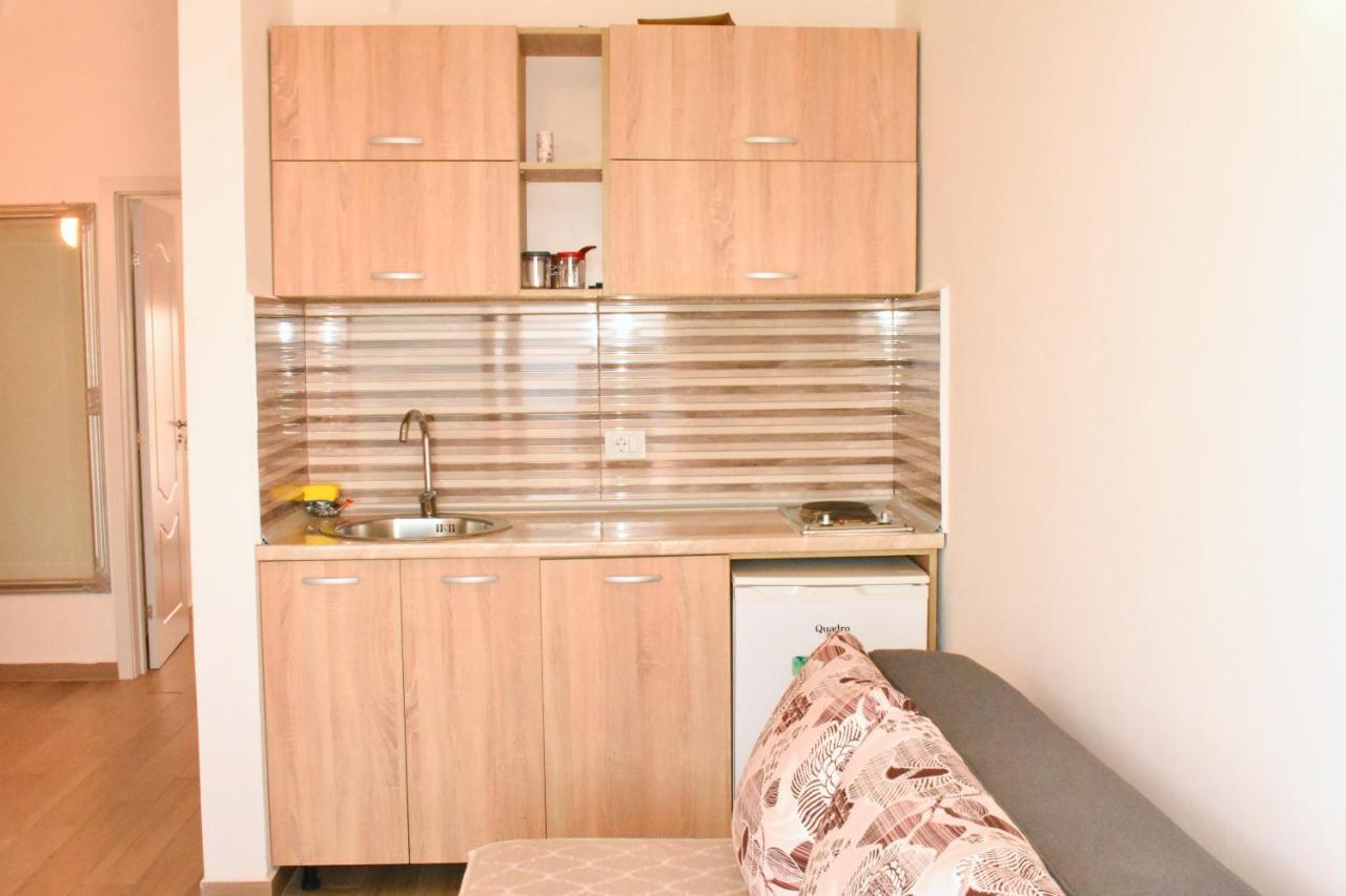 Studio Apartments Jupo Улцинь Экстерьер фото
